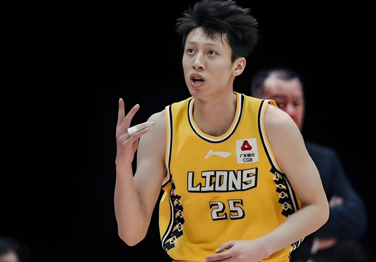 黑白体育官方入口-输山西2分！揪出3个“废柴”，坑惨广厦队